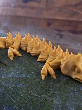 Flexi Lizard is a beautifully designed 3D printable model, perfect for FDM print